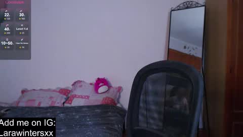 Snapshot of larawinters chatting on September 15, 2025, 7:14 pm larawinters online show from September 15, 2025, 7:14 pm