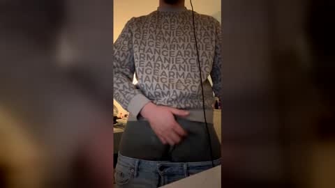 largedick1331 online show from December 19, 2025, 1:34 am