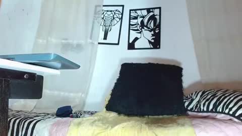 Snapshot of largo_eddy chatting on February 18, 2025, 6:59 am Largo eddy online show from February 18, 2025, 6:59 am