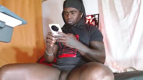 Snapshot of largo_eddy chatting on October 4, 2025, 4:54 am Largo eddy online show from October 4, 2025, 4:54 am