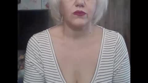 larisaq4ugo24 online show from November 1, 2025, 6:26 am