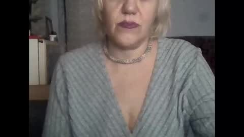 Snapshot of larisaq4ugo24 chatting on January 12, 2026, 12:32 pm larisaq4ugo24 online show from January 12, 2026, 12:32 pm