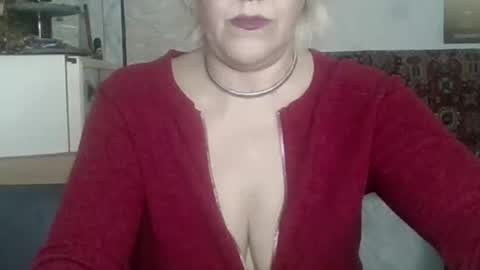 Snapshot of larisaq4ugo24 chatting on February 3, 2026, 8:41 am larisaq4ugo24 online show from February 3, 2026, 8:41 am