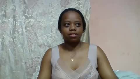 Snapshot of larissa645771 chatting on May 18, 2026, 4:13 pm larissa645771 online show from May 18, 2026, 4:13 pm