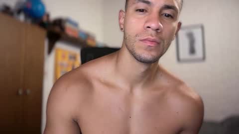 andrew online show from November 5, 2025, 1:22 pm