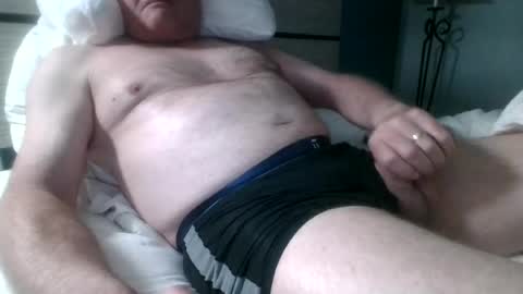 Snapshot of larryj007 chatting on June 12, 2026, 7:29 am larryj007 online show from June 12, 2026, 7:29 am