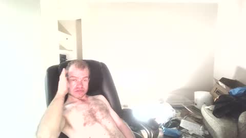 Snapshot of larryjamesgolf3 chatting on August 8, 2026, 7:27 pm larryjamesgolf3 online show from August 8, 2026, 7:27 pm