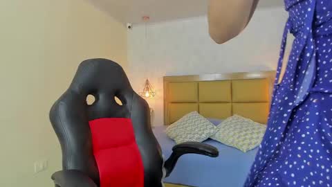  MIA  online show from September 19, 2025, 12:17 pm