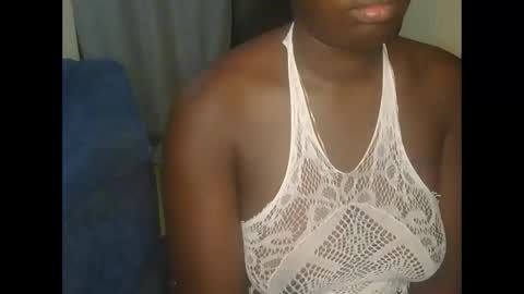 larvy12 online show from February 19, 2026, 10:44 am