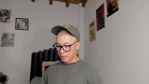 lass_nazar online show from September 13, 2025, 1:16 am