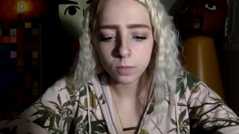 Roxy blue online show from February 27, 2026, 2:44 am