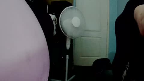 latexchris77 online show from July 26, 2026, 7:15 am