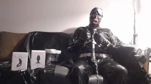 Snapshot of latexslaafboy2 chatting on January 1, 2025, 8:58 pm latexslaafboy online show from January 1, 2025, 8:58 pm