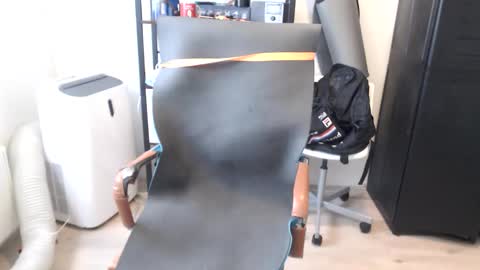 Snapshot of latexslaafboy2 chatting on September 11, 2025, 8:25 am latexslaafboy online show from September 11, 2025, 8:25 am