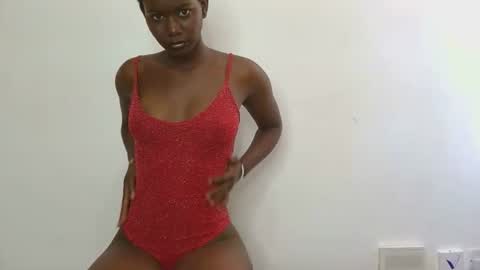 Snapshot of latiffaah_xx chatting on January 15, 2026, 11:15 am latiffaah_xx online show from January 15, 2026, 11:15 am