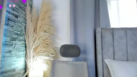 Snapshot of latikamarala_ chatting on May 31, 2026, 1:51 pm Lorena online show from May 31, 2026, 1:51 pm