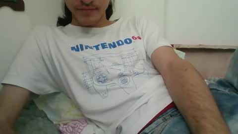 Snapshot of latin_boi6 chatting on November 4, 2025, 1:54 pm Angel online show from November 4, 2025, 1:54 pm