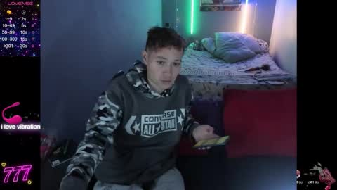 latin_boysxxx_ online show from February 5, 2026, 2:49 am