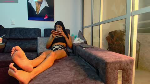 Snapshot of latin_couple77 chatting on January 15, 2025, 7:26 am Sara y Andy online show from January 15, 2025, 7:26 am