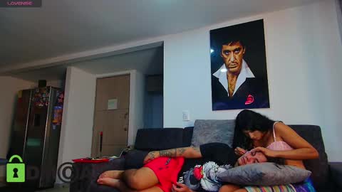 Snapshot of latin_couple77 chatting on February 11, 2025, 7:33 am Sara y Andy online show from February 11, 2025, 7:33 am