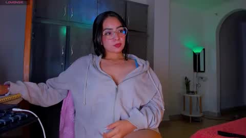 Gabby online show from October 1, 2025, 11:44 pm
