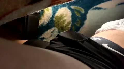 Snapshot of latin_lover86 chatting on October 21, 2025, 6:25 am latin_lover86 online show from October 21, 2025, 6:25 am