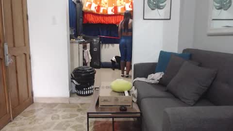 M E G A N  online show from December 3, 2025, 9:24 pm