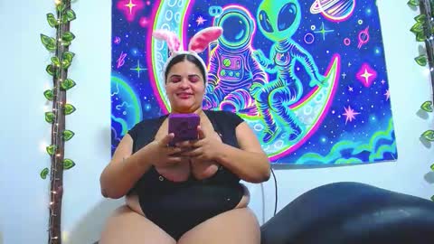 latina_bigboos12 online show from November 26, 2025, 6:14 am