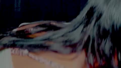 latina_kia online show from December 4, 2025, 2:10 am