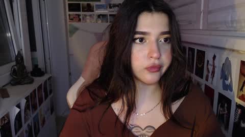 Snapshot of latina_mia chatting on December 16, 2024, 11:50 pm miiiiiiaaaa online show from December 16, 2024, 11:50 pm