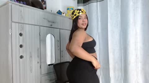Snapshot of latina_queen0 chatting on July 16, 2026, 3:01 am latina_queen0 online show from July 16, 2026, 3:01 am