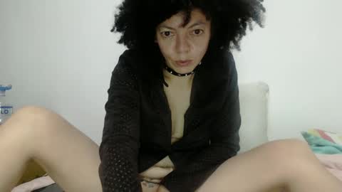 Snapshot of latinadreamy chatting on January 21, 2025, 1:39 am Latinacoka online show from January 21, 2025, 1:39 am