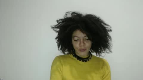 Snapshot of latinadreamy chatting on October 19, 2025, 1:39 am Latinacoka online show from October 19, 2025, 1:39 am