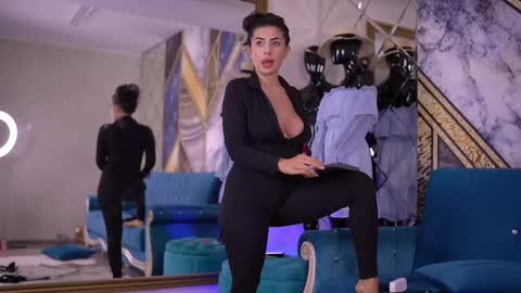 Snapshot of latinaloco chatting on March 4, 2025, 3:55 am Latina online show from March 4, 2025, 3:55 am