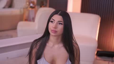 Snapshot of latinaloco chatting on April 28, 2026, 6:02 pm Latina online show from April 28, 2026, 6:02 pm