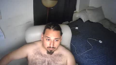 Snapshot of latinbb3030 chatting on October 20, 2025, 1:50 am LatinoBB online show from October 20, 2025, 1:50 am