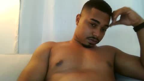 Snapshot of latinbbc_00 chatting on February 20, 2025, 10:37 pm latinbbc_00 online show from February 20, 2025, 10:37 pm