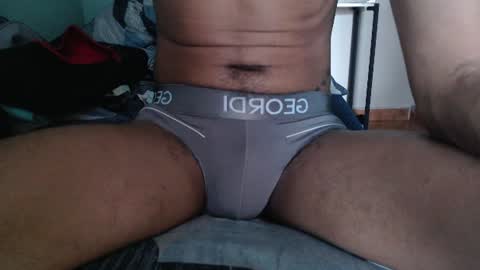 Snapshot of latinbigcrazy chatting on June 19, 2026, 4:22 pm latinbigcrazy online show from June 19, 2026, 4:22 pm