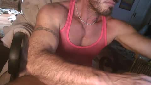 Snapshot of latinbikestud chatting on February 5, 2025, 8:46 pm latinbikestud online show from February 5, 2025, 8:46 pm
