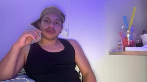 Snapshot of latinboiialexxx chatting on March 16, 2026, 2:17 am LATiNBOiiXXX online show from March 16, 2026, 2:17 am