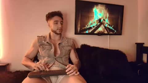LatinBoyVIP  Colombian online show from May 2, 2026, 10:15 pm