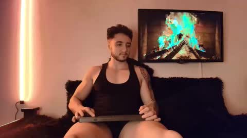 LatinBoyVIP  Colombian online show from May 4, 2026, 2:24 pm