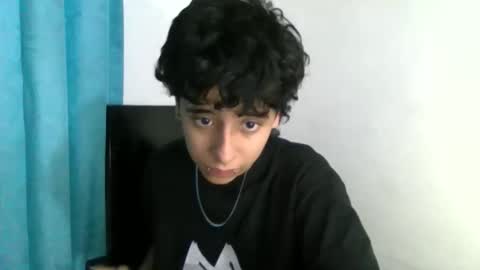 Snapshot of latinheatx22 chatting on May 7, 2026, 1:33 am latinheatx22 online show from May 7, 2026, 1:33 am