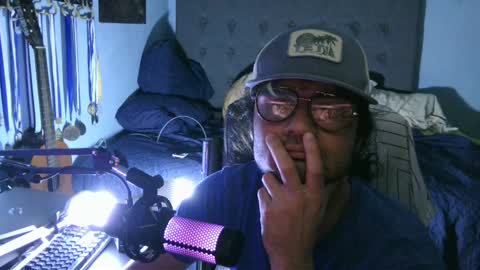 latinincognito online show from February 7, 2025, 7:07 am