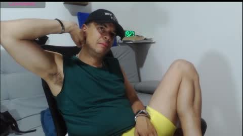 latinmartin254 online show from April 10, 2026, 12:27 am