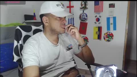 Snapshot of latinmartin254 chatting on June 29, 2026, 4:41 am latinmartin254 online show from June 29, 2026, 4:41 am