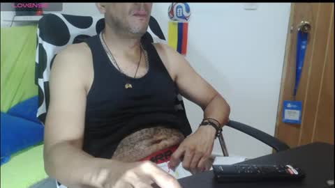 Snapshot of latinmartin254 chatting on July 25, 2026, 1:41 pm latinmartin254 online show from July 25, 2026, 1:41 pm