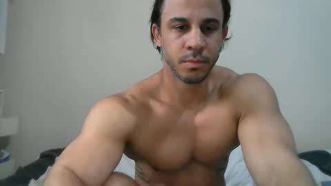 latino_rodri online show from May 21, 2026, 5:58 am