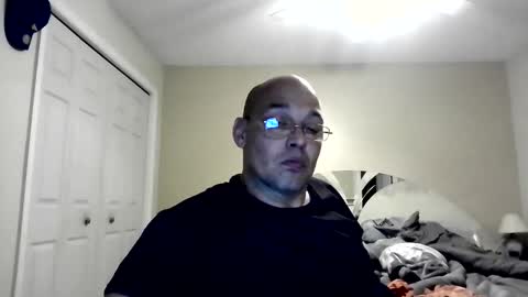 Snapshot of latinoinfla chatting on April 1, 2026, 1:39 am latinoinfla online show from April 1, 2026, 1:39 am