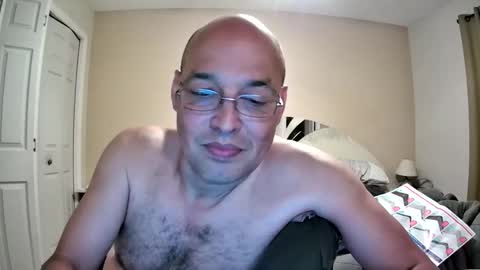 Snapshot of latinoinfla chatting on April 23, 2026, 1:40 am latinoinfla online show from April 23, 2026, 1:40 am
